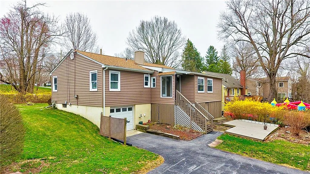 3 bed, 1108 sqft, $4,000 — Photo 3