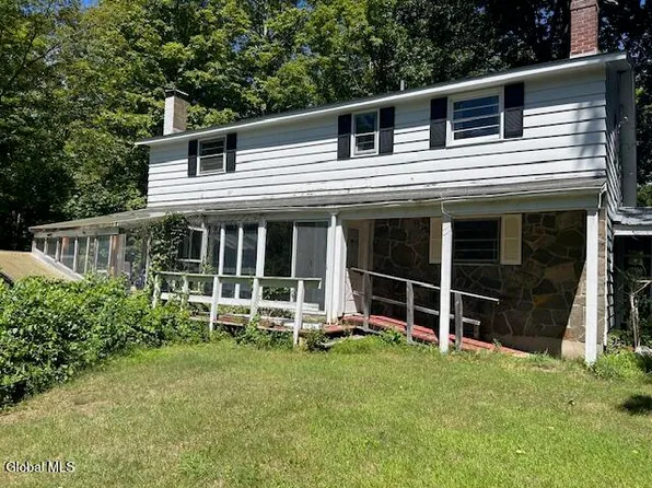 1789 State Highway 7, Troy, NY 12180