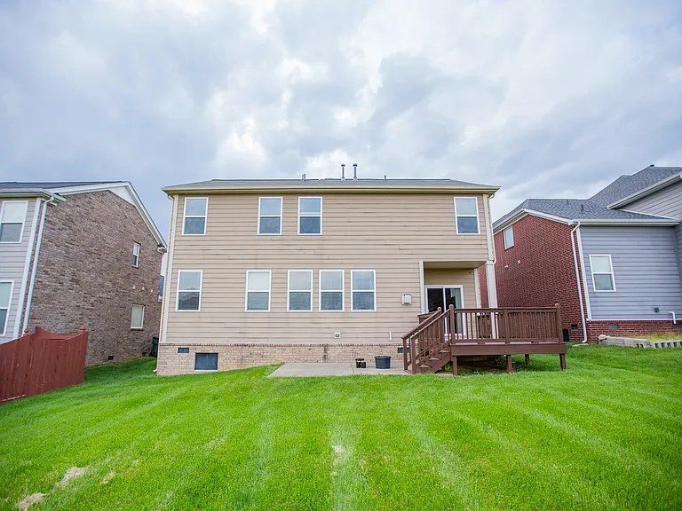 2124 Kirkwood Dr — Photo 20