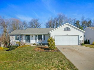 2585 Ridge Top Dr SW, Byron Center, MI 49315