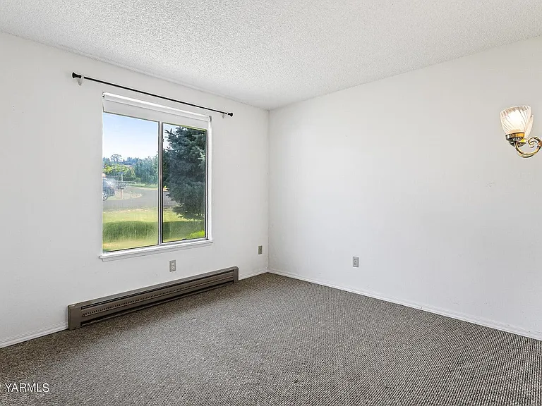 5702 Bitterroot Ln — Photo 11