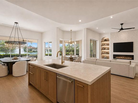 3rd image of 499 Terracina WAY