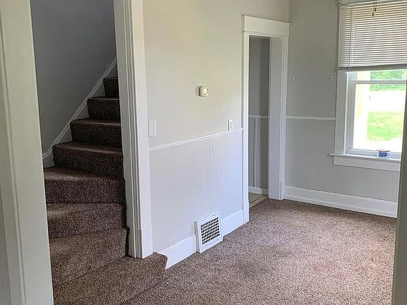 4th image of 1214 Homestead Ave