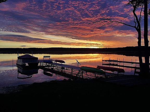 Lake frontage, private dock