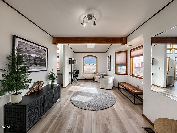 4th image of 8330 W Suzette Ln