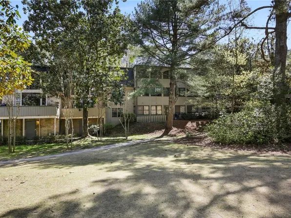 30 Glenald Way NW, Atlanta, GA 30327