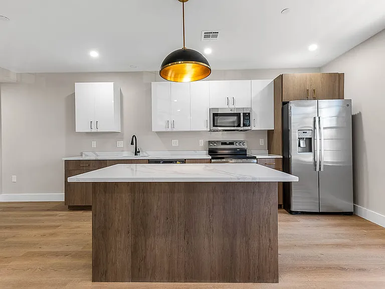 The Block at 22 Everett St — Photo 52