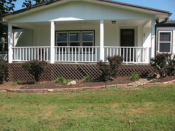 Closeup of front porch.