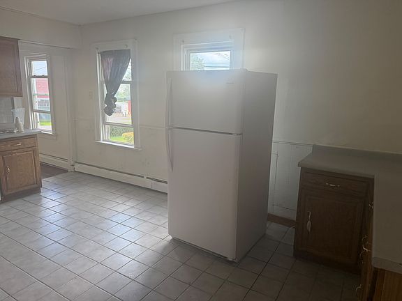 3rd image of 83 Baldwin Ave #1F
