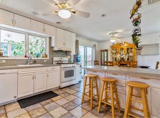 26 Sarah Dr #2, Lake Grove, NY 11755