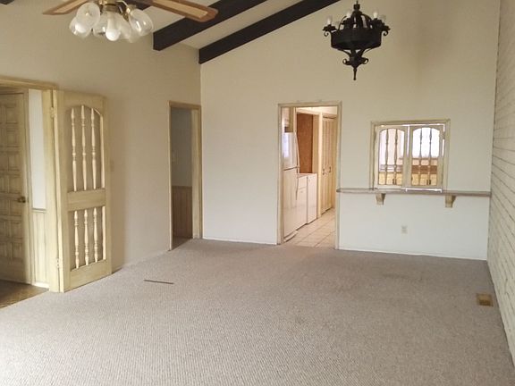 3rd image of 415 E Washington Ave APT 2