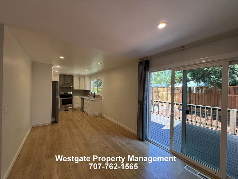 4367 Gloria Ct — Photo 18