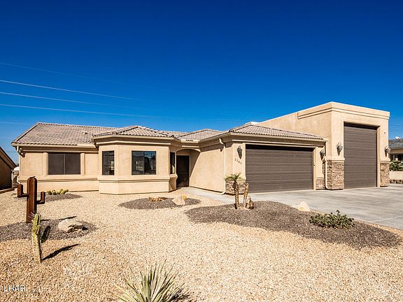 2nd image of 2565 Palo Verde Blvd N