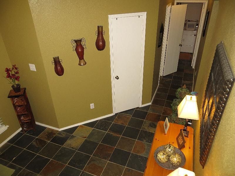 1st image of 4845 Stetson Dr S