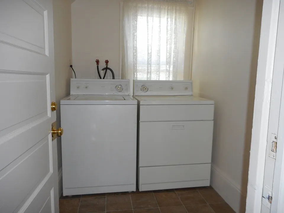 Washer & Dryer