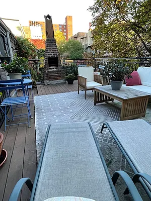 Rented by M.Woods & Associates | media 17