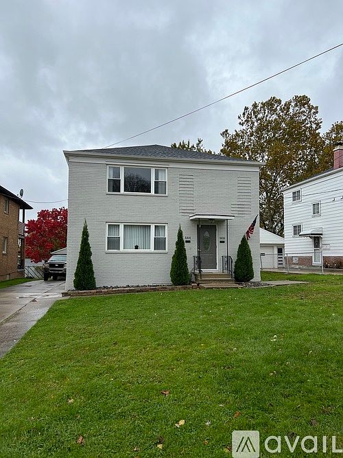 1st image of 5014 E 71st St #5016