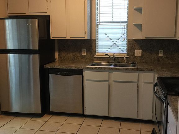 2nd image of 2407 N Bronze Tree Dr