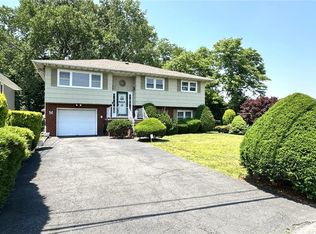 233 Glenbrook Ave, Yonkers, NY 10705