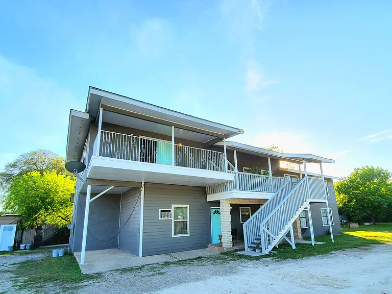 1327 Quintana Rd #7 — Photo 23