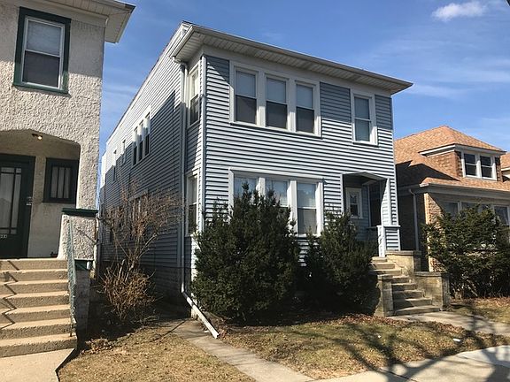 2nd image of 5928 N Fairfield Ave