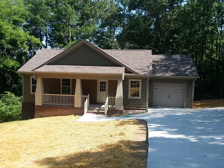 6617 Green Rd — Photo 1