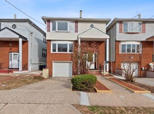 8 Colonial Dr, Bayonne, NJ 07002