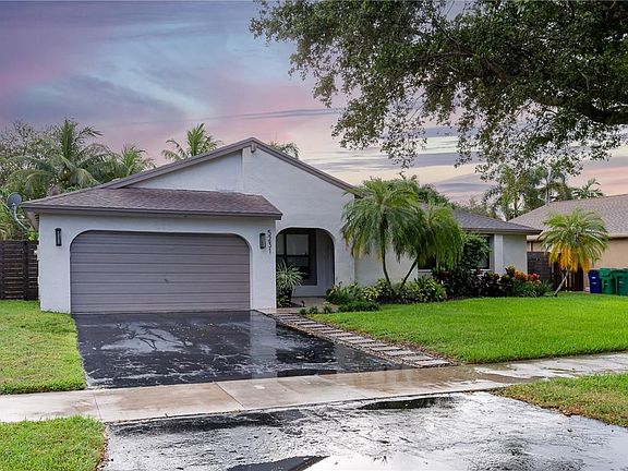 2nd image of 5231 SW 115th Avenue