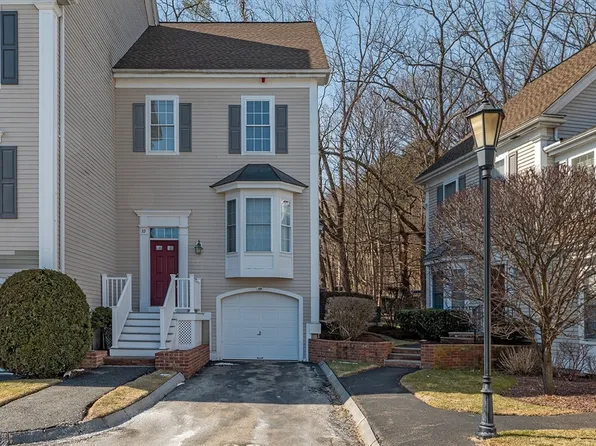 36 Cambridge Rd APT 39, Woburn, MA 01801