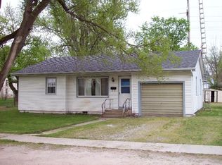 105 S East Ave, Milford, IL 60953