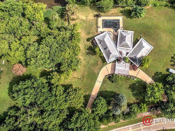 21.62 acres on Nippersink Creek