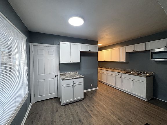 3rd image of 1462 N Colorado Ave #2