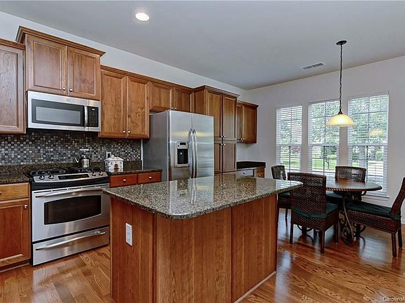 5th image of 23090 Kingfisher Dr #436C
