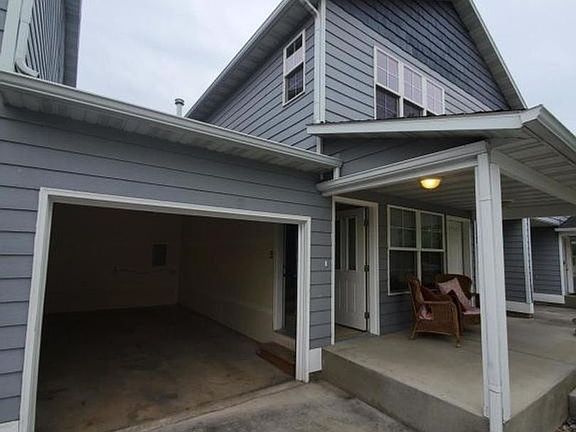 3rd image of 1545 Cooley St #E