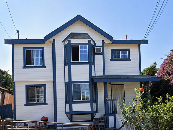 5th image of 1474 Ridge Way