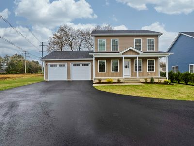 35 Focosi Ln, Ludlow, MA, 01056