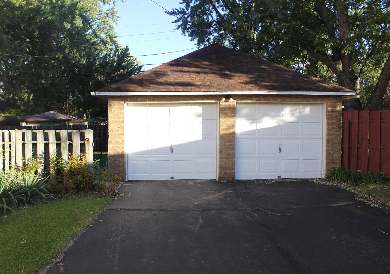 545 Western Ave — Photo 2