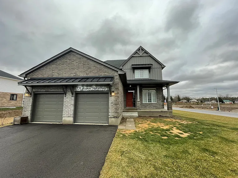 131 Aspen Pkwy — Photo 1