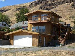 54 Main St, Wishram, WA 98673