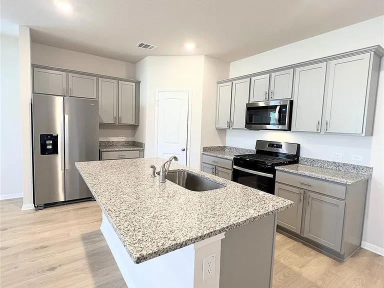 2409 Corriente Path — Photo 10