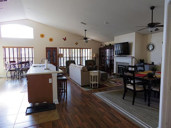 5th image of 6114 Alpenrose Ave