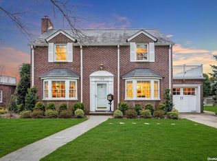 138 Wickham Rd, Garden City, NY 11530