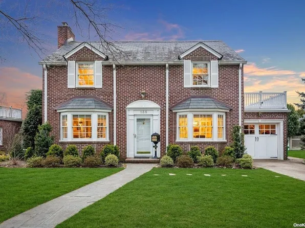 138 Wickham Road, Garden City, NY 11530