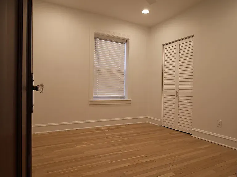 2255 W Huron St — Photo 11
