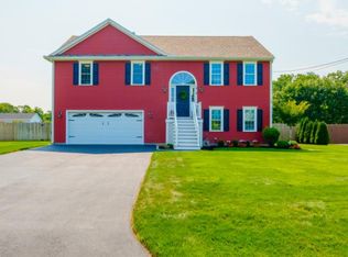 8 Kurts Pl, Taunton, MA 02780