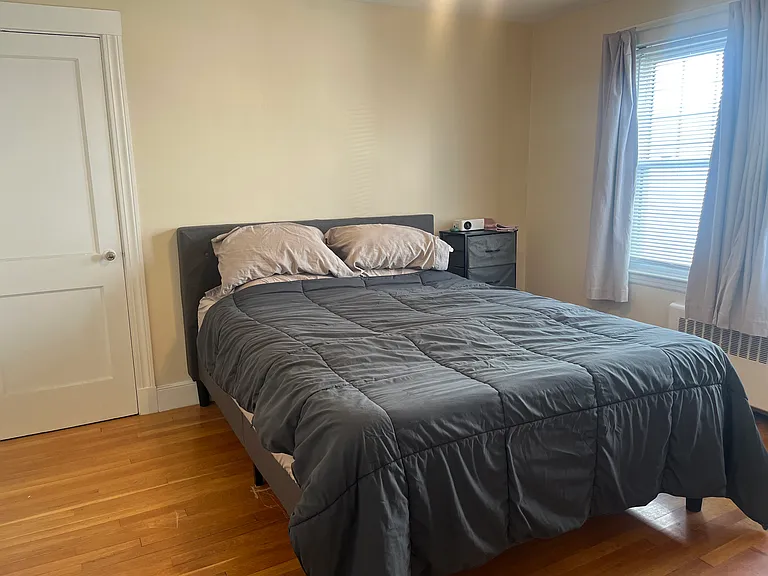 86 Burnham St #1 — Photo 9