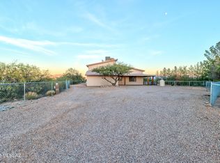 1063 S Big Bear Rd, Benson, AZ 85602