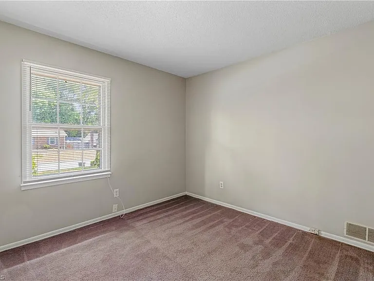 3004 Stonecutter Ter — Photo 25