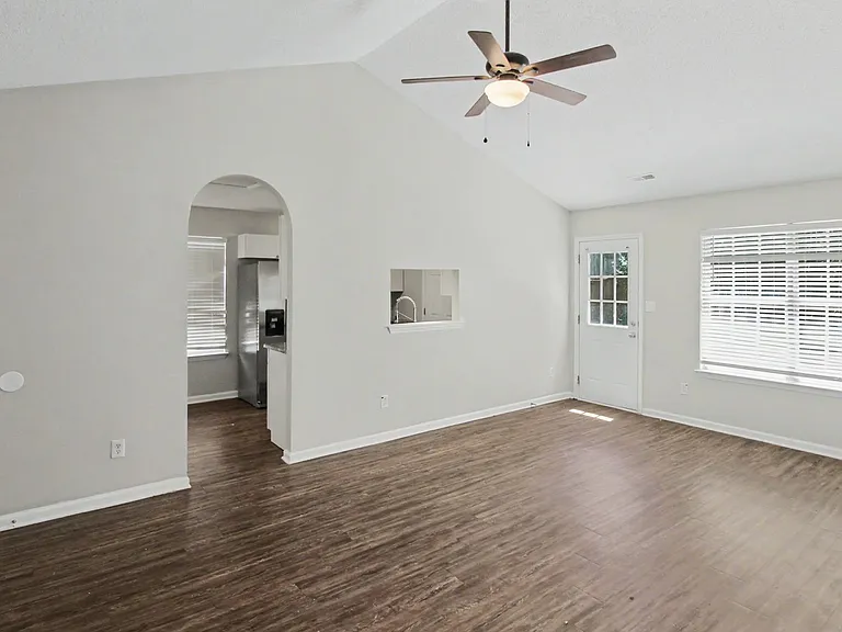 5720 Justins Forest Dr — Photo 5