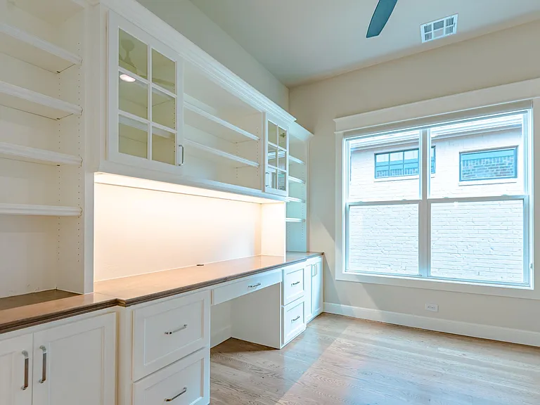 1809 Plaza District Dr — Photo 8